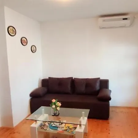 House Bonaca