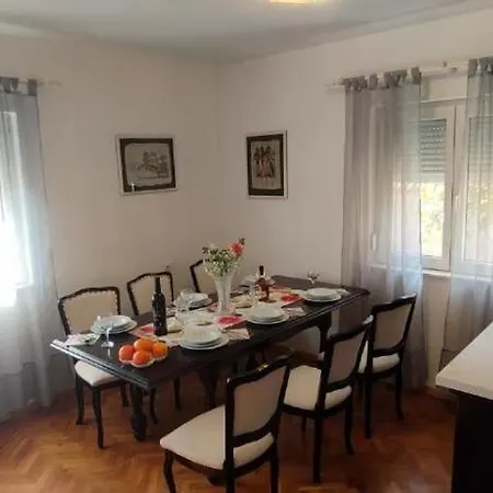 House Bonaca Casa vacanze Smrdelje