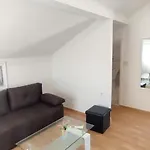 House Bonaca Ferienhaus Smrdelje